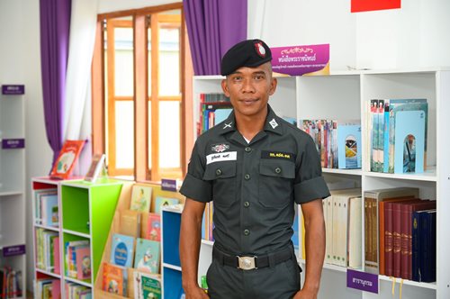 05-Headmaster-Portrait.jpg 05-Headmaster-Portrait.jpg