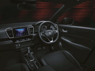 All-new-Honda-City_Console_Multi-function-Steering-Wheel-with-HFT.jpg