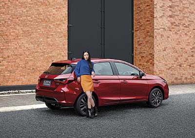 Lifestyle_The-City-Hatchback-Exterior-(1).jpg