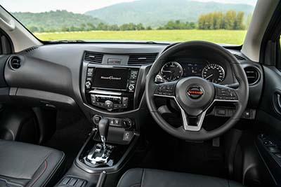 NISSAN-NAVARA_Interior-67.jpg