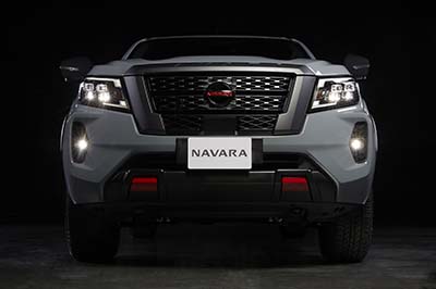 01_New-Navara-PRO4X-2020-Front.jpg