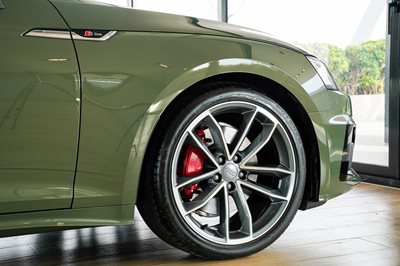 The-New-Audi-A5-Coupe-45-TFSI_03.jpg