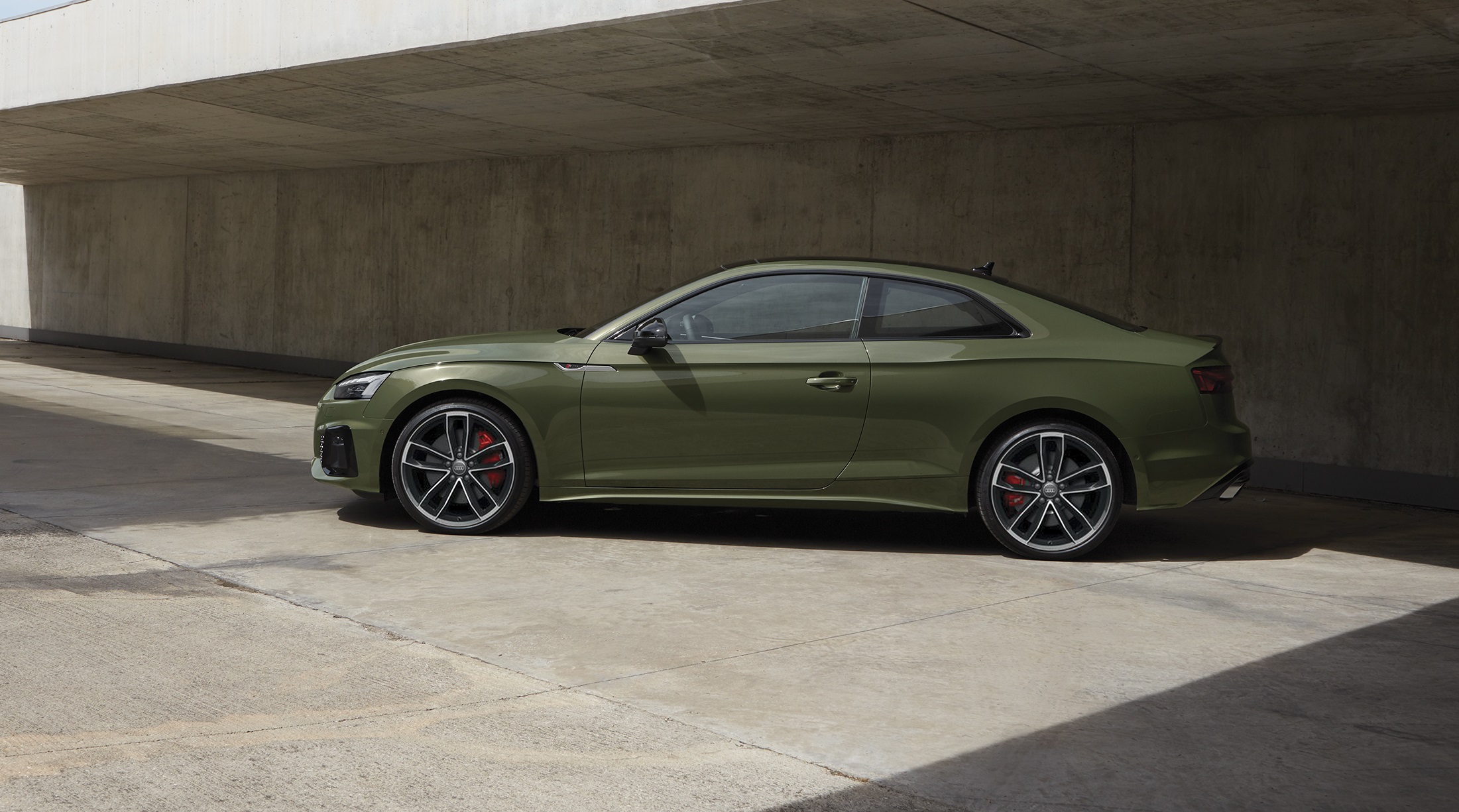 Audi store a5 hybrid