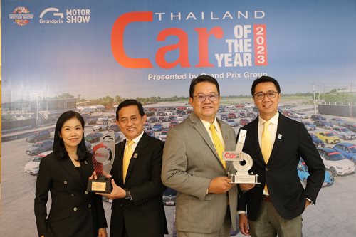 นายคงสน-คงคา-(ท-2-จากขวา)-พรอมคณะผบรหารกรงศร-ออโต.JPG นายคงสน-คงคา-(ท-2-จากขวา)-พรอมคณะผบรหารกรงศร-ออโต.JPG