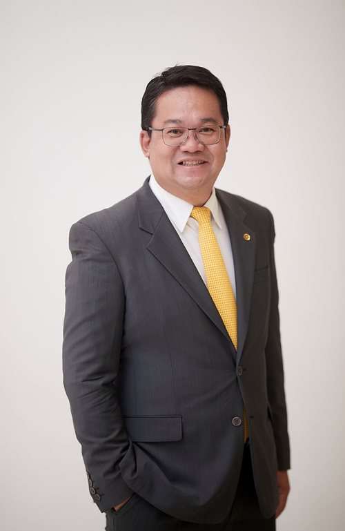 Mr-Congsin-Congcar,-Head-of-Krungsri-Auto-Group,Bank-of-Ayudhya-PCL.jpg